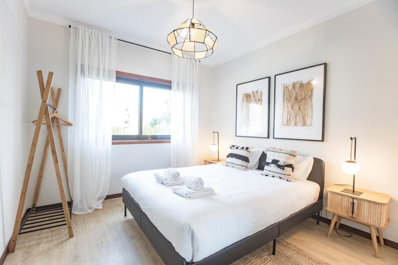 2Br Flat In Bonfim W/ Ac & Balcony By Lovelystay بورتو المظهر الخارجي الصورة